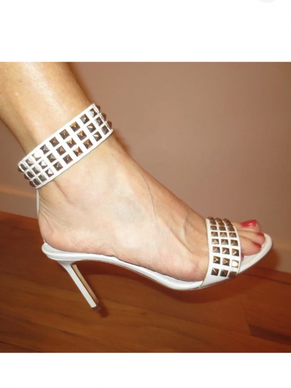 MANOLO BLAHNIK White Ankle Cuff High Sandals